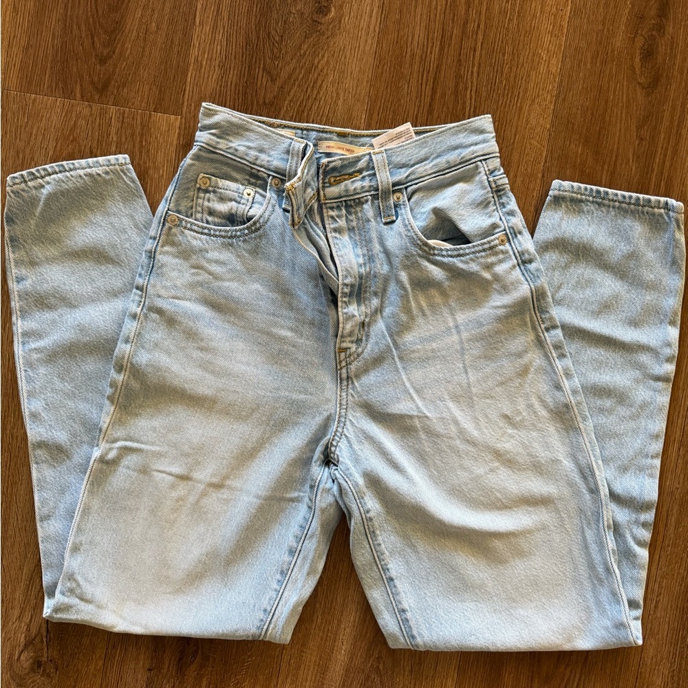 Levi’s High Rise Loose Taper Jeans
